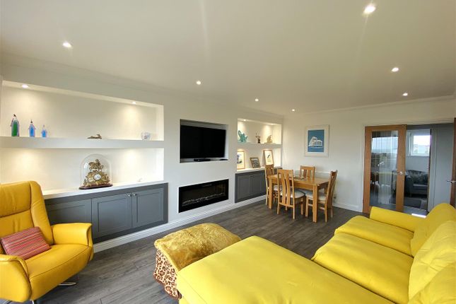 Sutherland Avenue, Bexhill-On-Sea photo 3