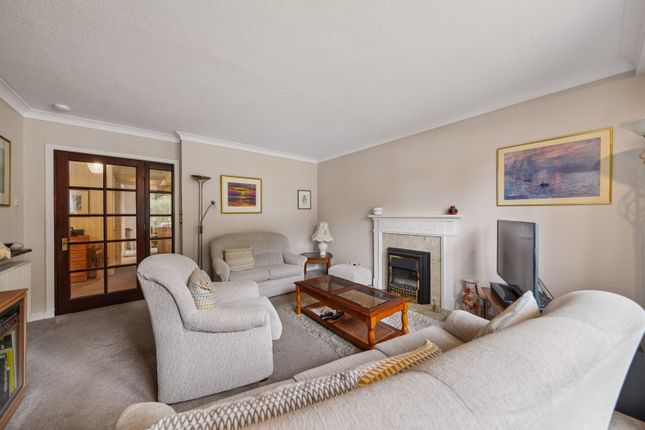 3, Flat B, Melbourne Court, Braidpark Drive, Giffnock photo 4