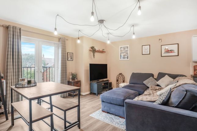18, Marigold Road, Stratford-upon-Avon photo 2