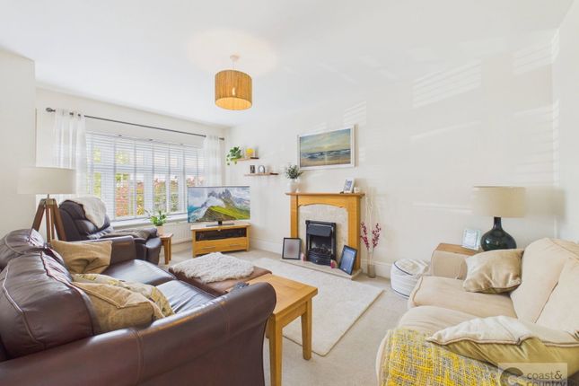 30, Foxglove Close, Newton Abbot photo 2