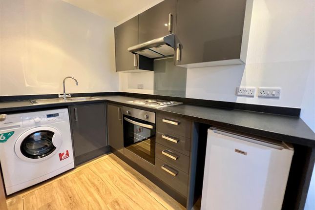 Flat for sale in Isambard Brunel Road, Portsmouth