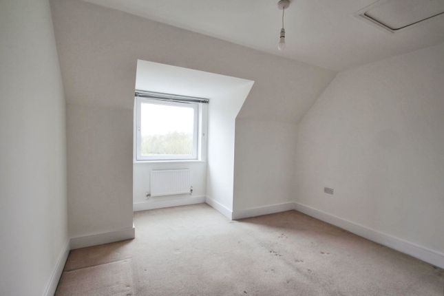 150, Wraysbury Drive, West Drayton photo 4