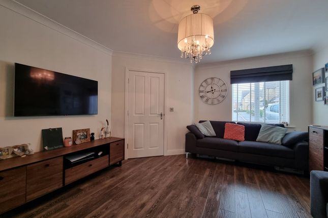6 Blackbrook Drive, Chinley, Chinley photo 3