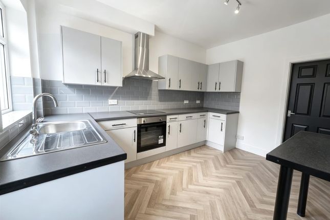 13, Normanton Spring Road, Sheffield photo 4