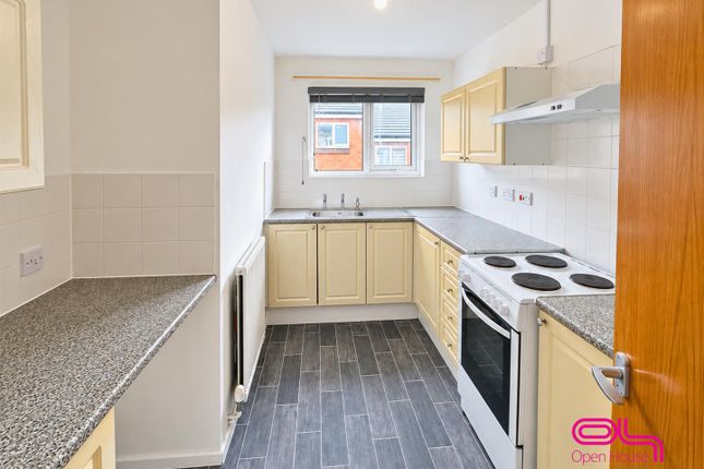 11, Breckles Place, Bolton photo 2