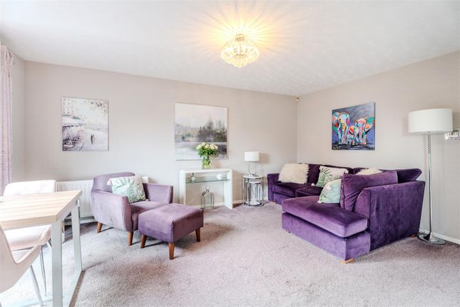 26, Elmhurst, Motherwell photo 4