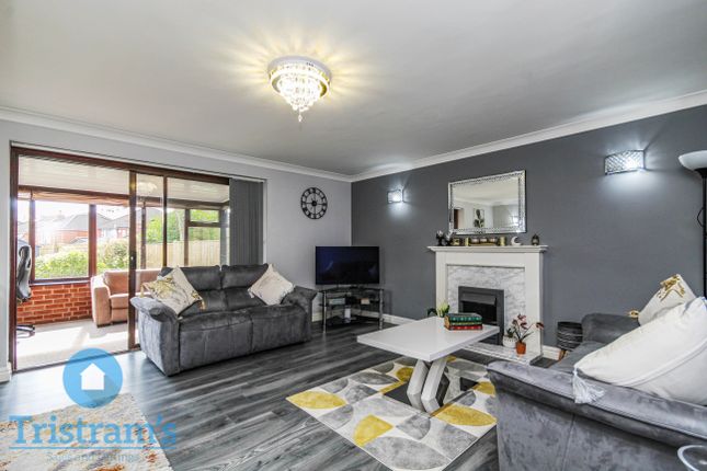 Detached house for sale in Middle Nook, Wollaton, Nottingham