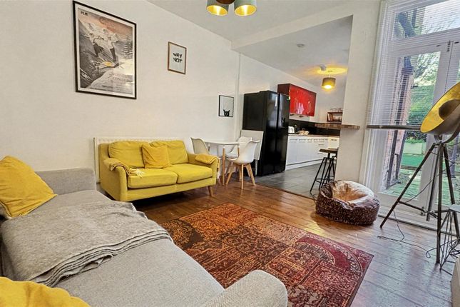 Open Plan Living/Kitchen