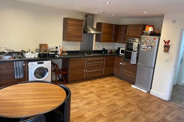 End terrace house to rent in Longhorn Avenue, Gloucester