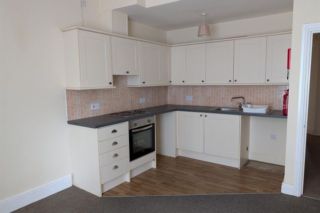 LL Ref 20C, Flat 1, 75 Bush Street, Pembroke Dock photo 3