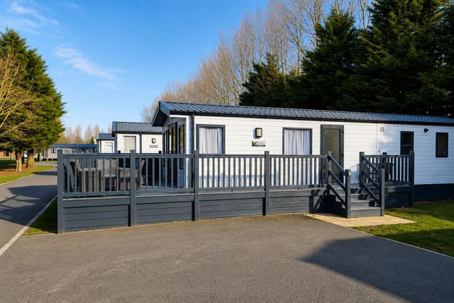 lodge, Willerby Ashington, Allerthorpe, York photo 4