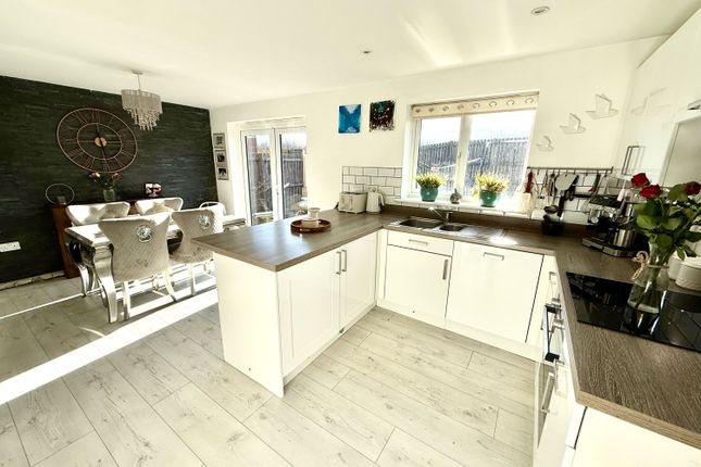 5, Opal Close, Hartlepool photo 3