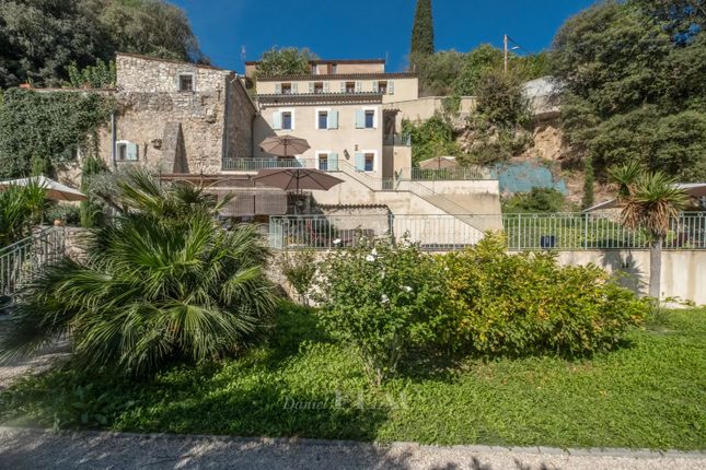 Detached house for sale in Trans-En-Provence, 83720, France