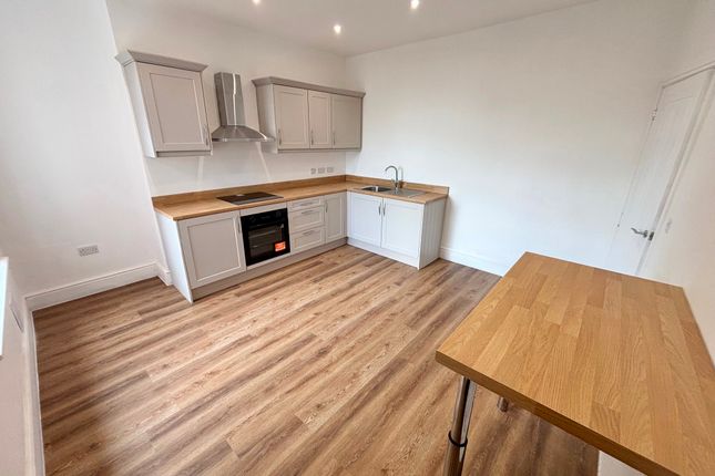 21 Florence Place, Pontypool photo 3