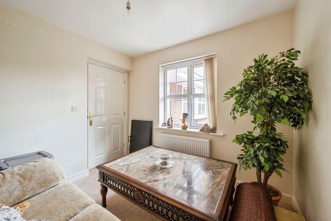 12, Forest Grange, Doncaster photo 3