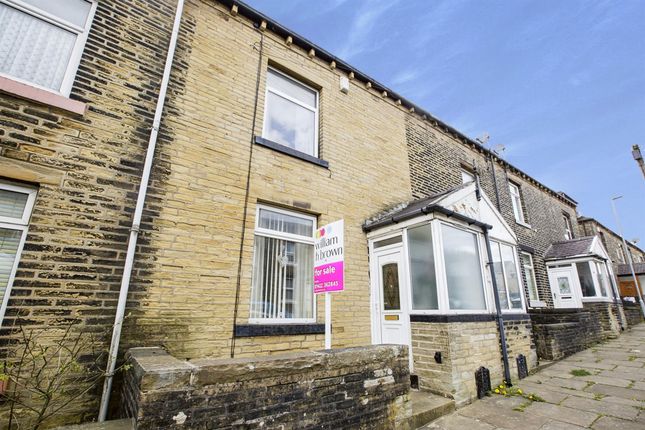 Property to rent in Woodside Crescent, Halifax