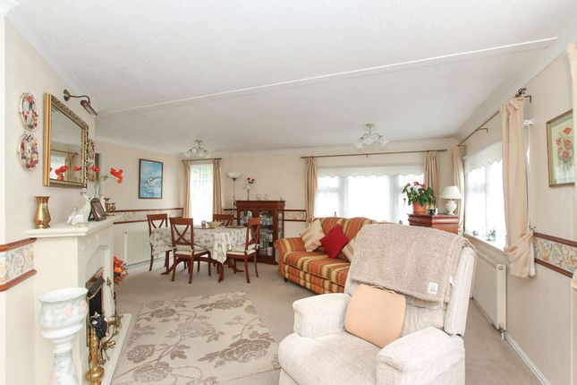 53 Beech Park, Chesham Road, Tring photo 4