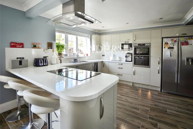 17, Holt Drive, Witham photo 3