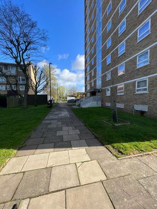 Flat for sale in Eastfield Road, Enfield