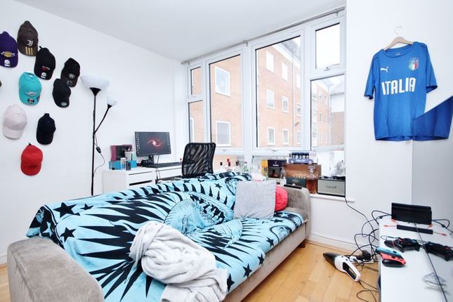 Thumbnail Flat to rent in Fishguard Way, London