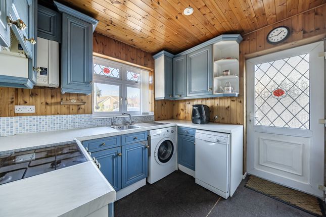 16 Wheatfield Road, Chichester photo 3