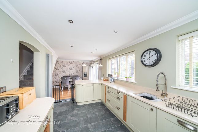 35, Horseshoe Drive, Cannock photo 4