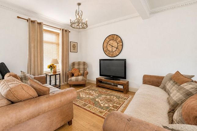 146, Pentre Treharne Road, Swansea photo 2