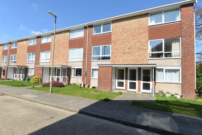 Thumbnail Flat for sale in Forest Court, New Milton, Hampshire