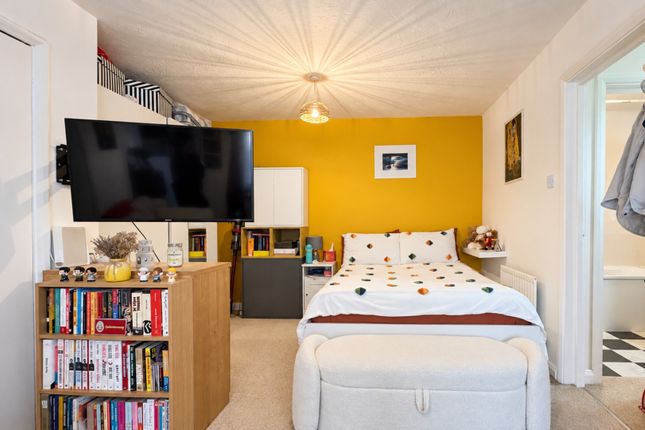 6, Godolphin Place, Greater London photo 4