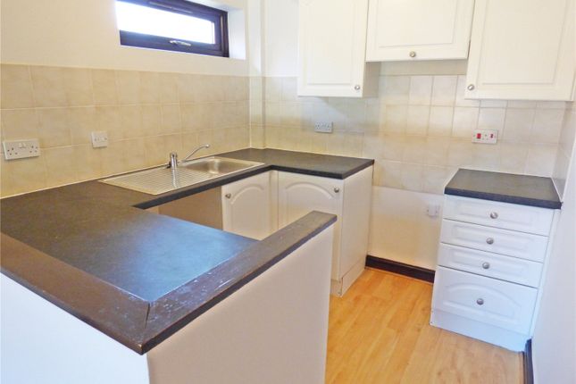 54, Greenslade Grove, Cannock photo 3