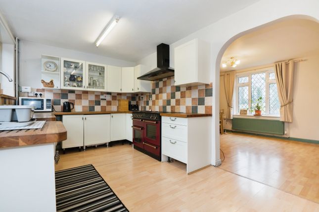 1, Cooks Lane, Romsey photo 3