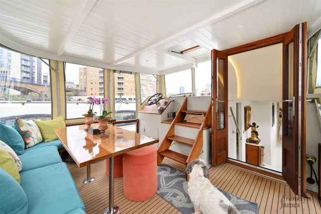 Houseboat for sale in Goodhart Place, Limehouse Basin