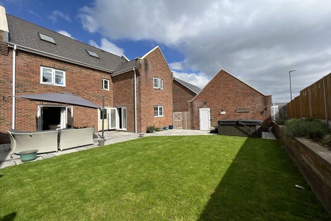 Detached house for sale in Crawshay Close, Llanfoist, Abergavenny