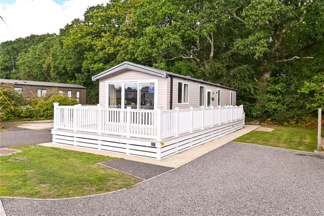 3-bed caravan on 438, Chestnut, New Milton, £57,500