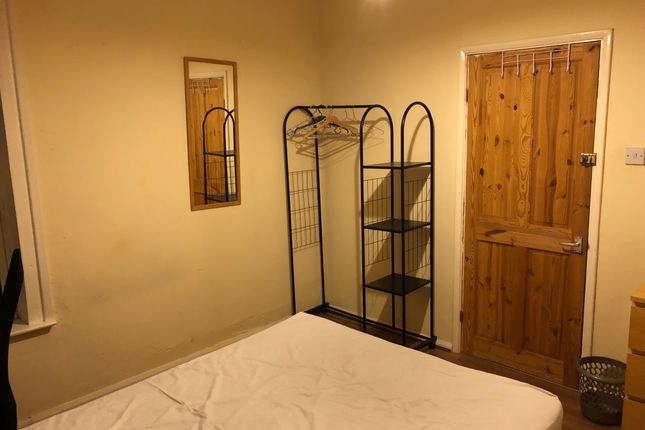 64, Gleave Road, Birmingham photo 4
