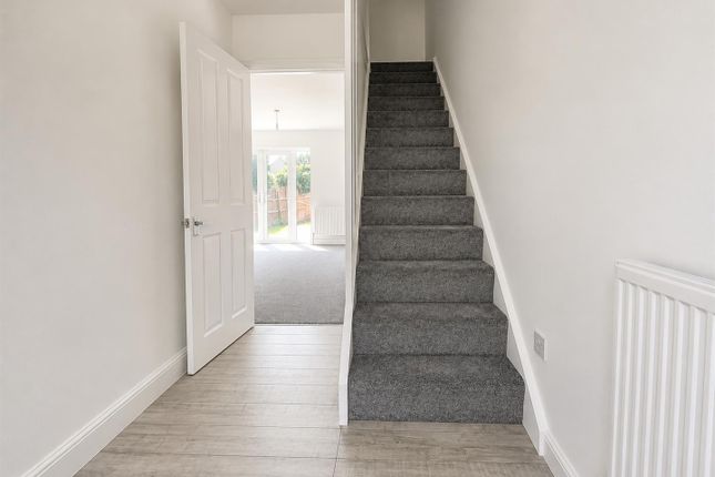 131, Millfield, New Ash Green photo 5