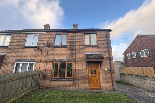 17 Waun Fach, Bridgend photo 2