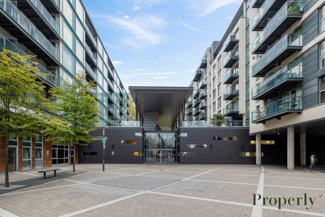 Flat for sale in Vantage Building, Station Approach, Hayes