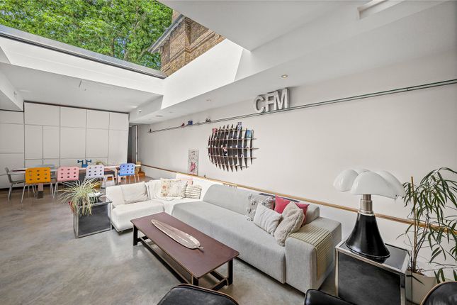15, Consort Rd, Peckham Rye photo 4