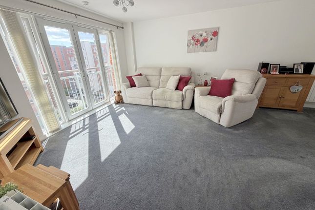 Flat 11, 8, Avenel Way, Poole photo 3