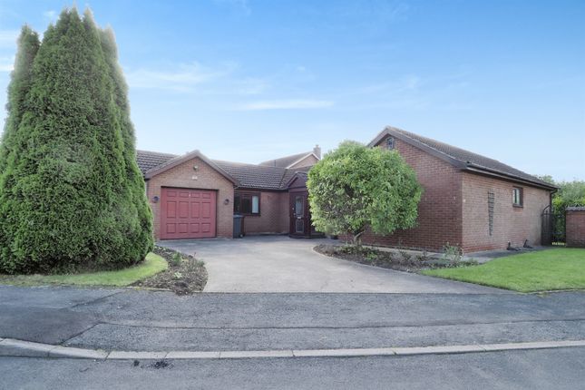 Thumbnail Detached bungalow for sale in Highgrove, Messingham, Scunthorpe