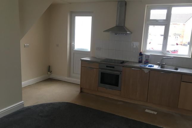 66a, London Road, Oadby photo 4