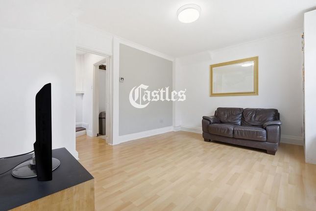 100, Henningham Road, London photo 4