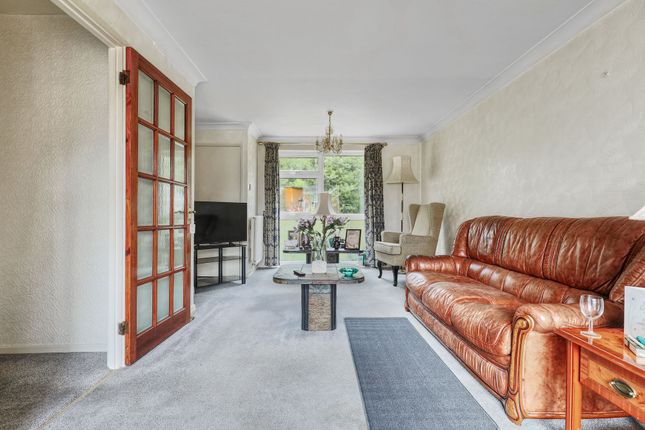 22 Vicarage Road, Buntingford photo 2