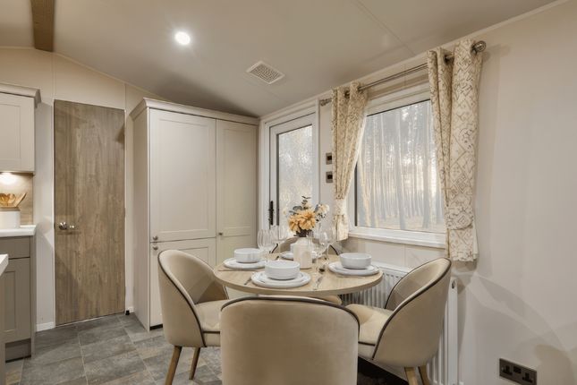 Nottage Park Lodges, Moor Lane Nottage, Porthcawl photo 4