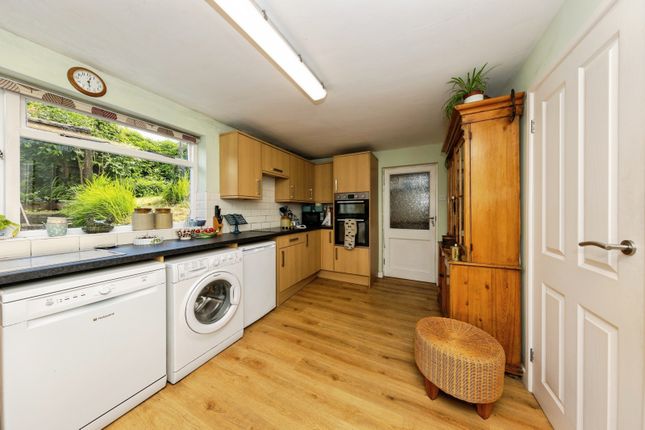 Bwlch Cottage,, High Street, Carmarthen photo 4