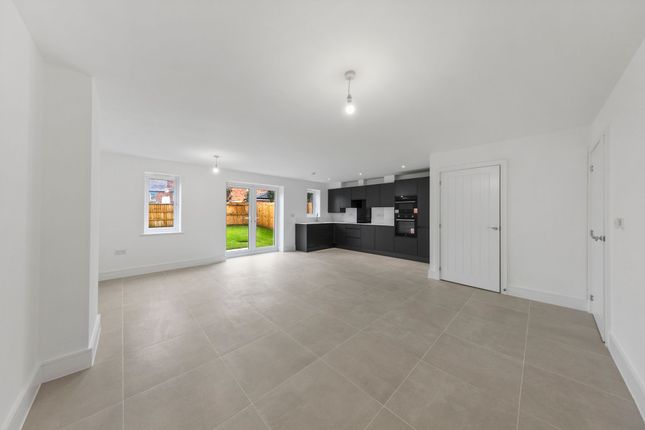 9 Halis Court, Liverpool photo 5
