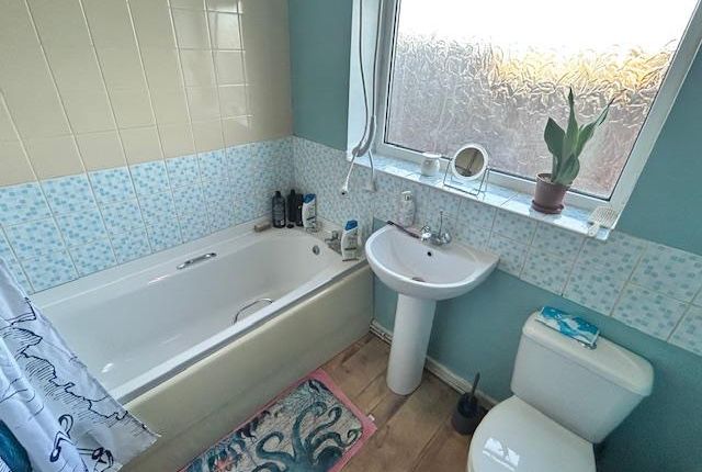 22, Cambridge Street, Pontefract photo 5