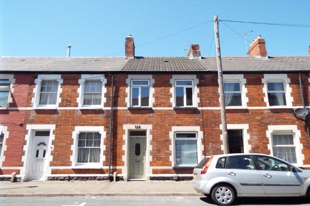 Thumbnail Property to rent in Spring Gardens Terrace, Cardiff