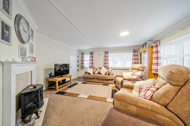 10, Meadow View Allington Gardens, Grantham photo 2